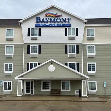 Hotel Baymont By Wyndham Dickinson Esterno foto