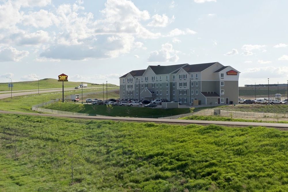 Hotel Baymont By Wyndham Dickinson Esterno foto