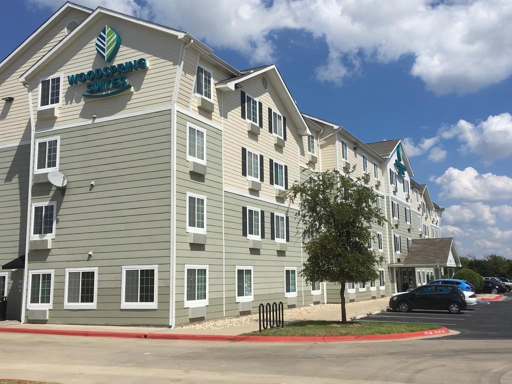 Hotel Baymont By Wyndham Dickinson Esterno foto