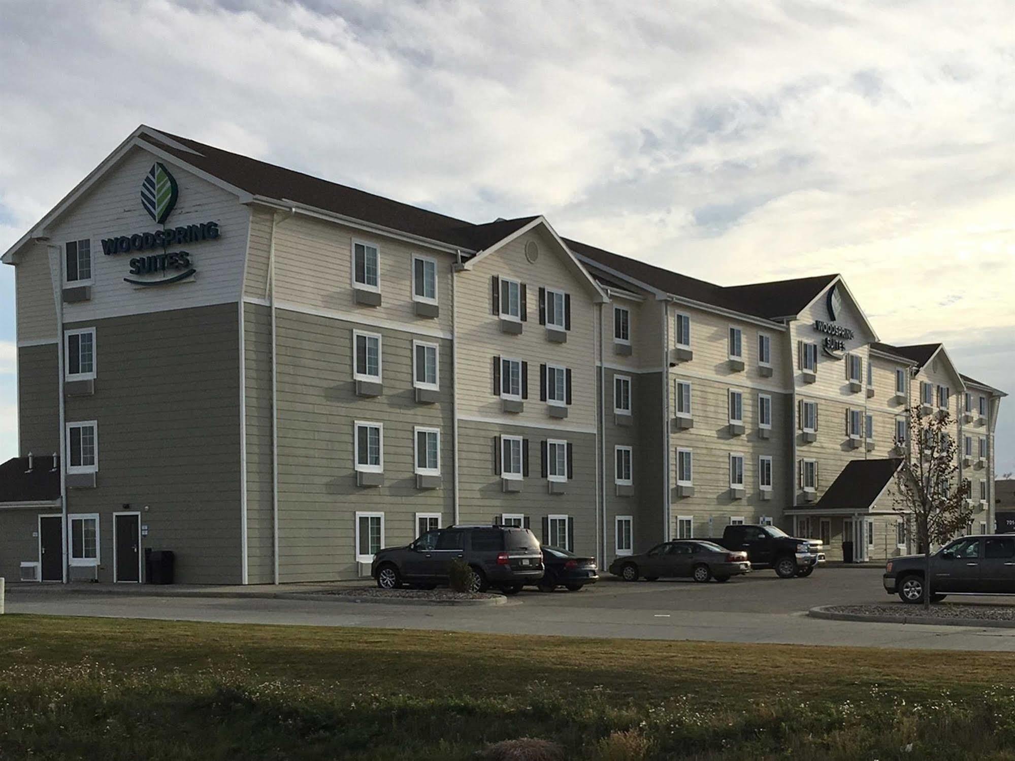 Hotel Baymont By Wyndham Dickinson Esterno foto