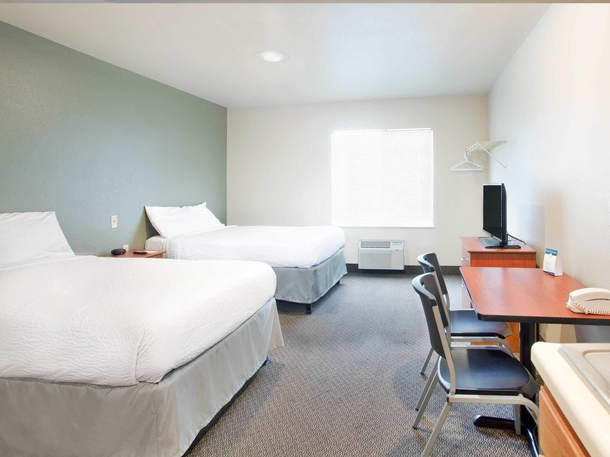 Hotel Baymont By Wyndham Dickinson Esterno foto